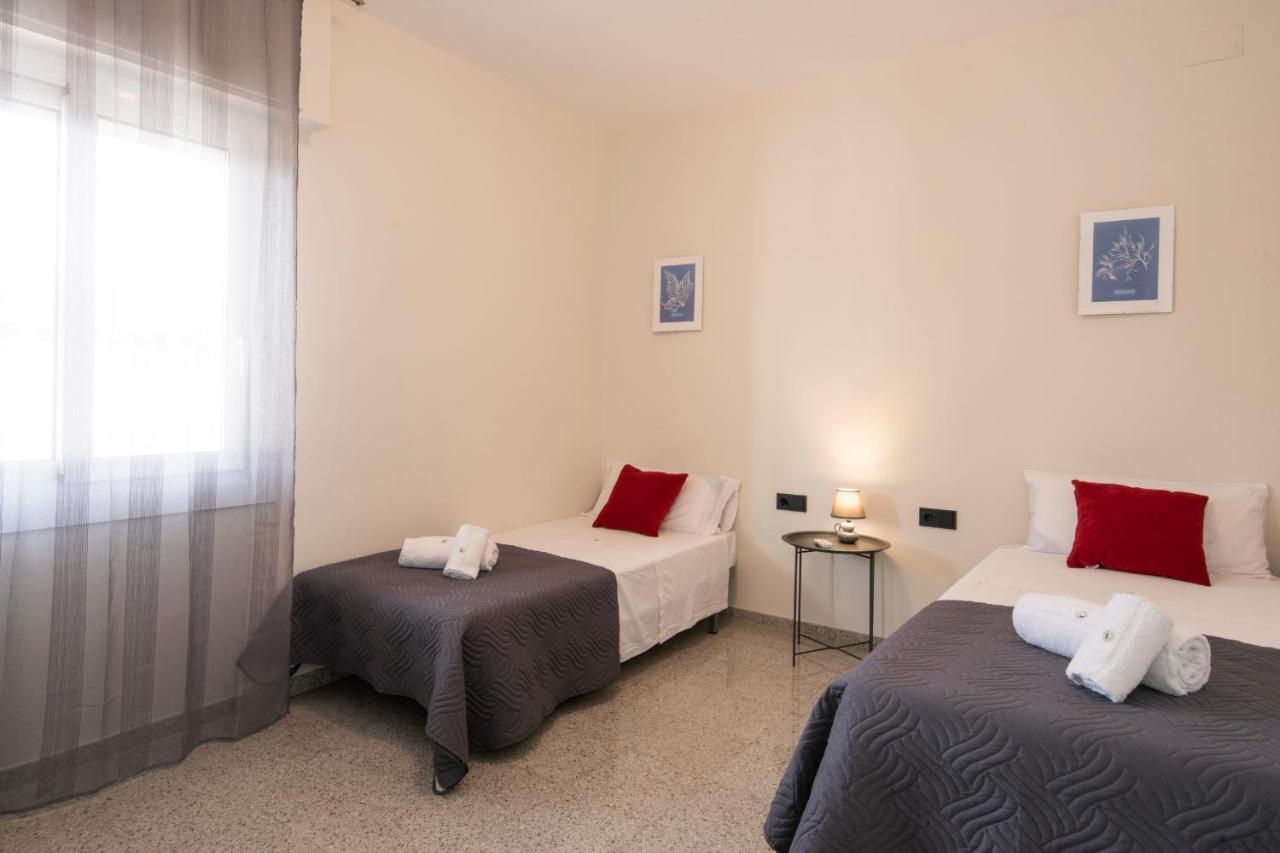 Alquiler Apartamento En Палс Екстер'єр фото